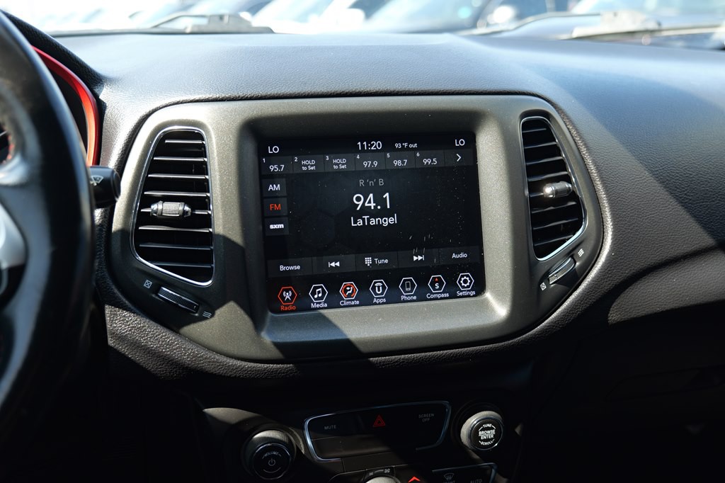 2020 Jeep Compass Image 40