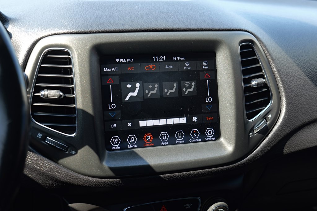 2020 Jeep Compass Image 41