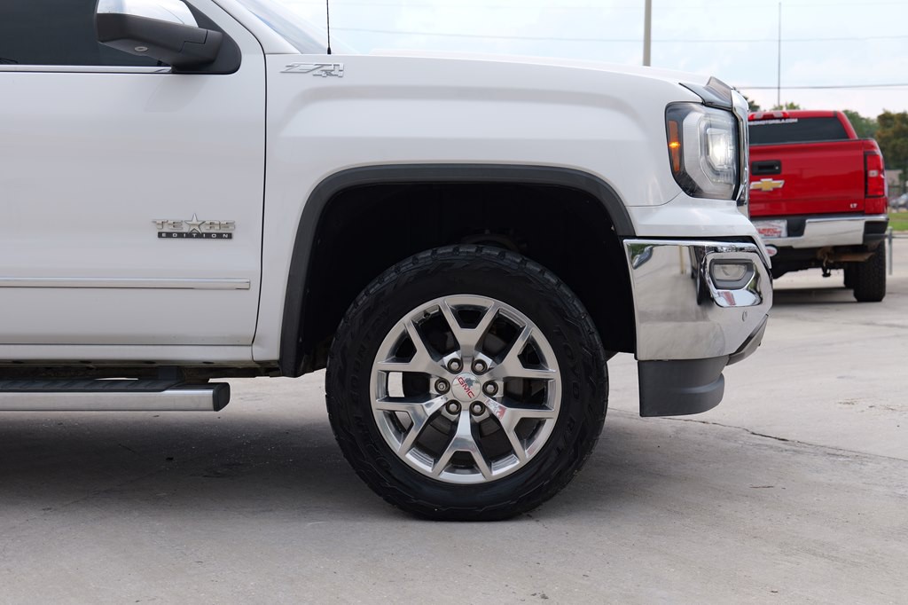 2017 GMC Sierra Image 11