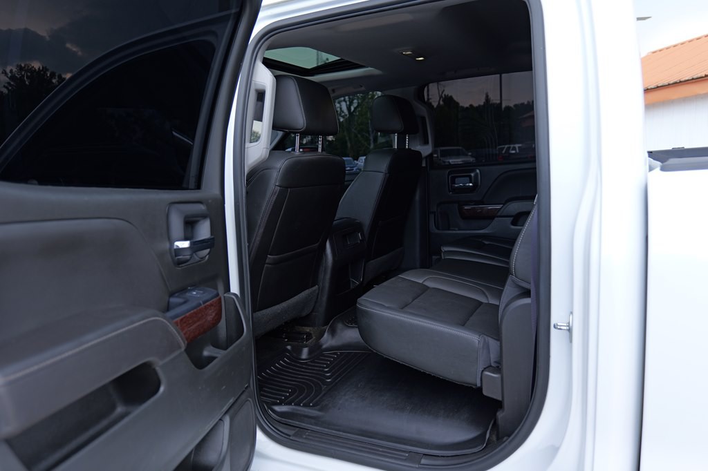 2017 GMC Sierra Image 30