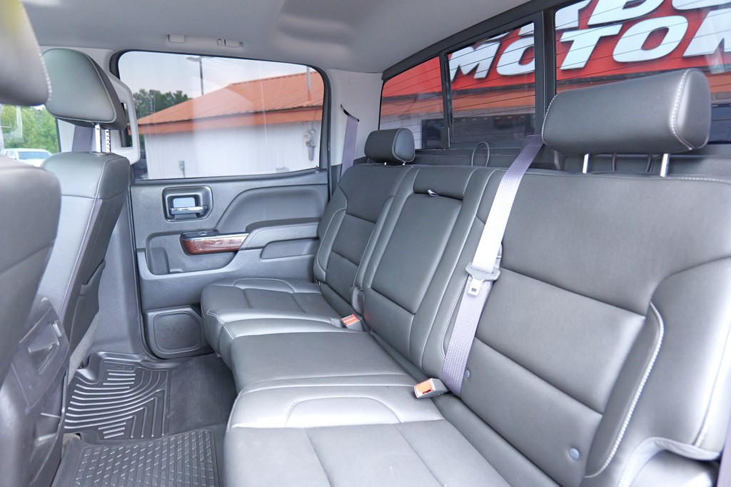2017 GMC Sierra Image 32