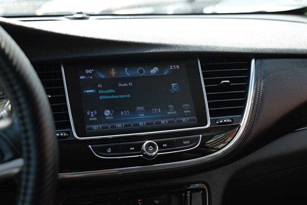 2020 Buick Enclave Image 38
