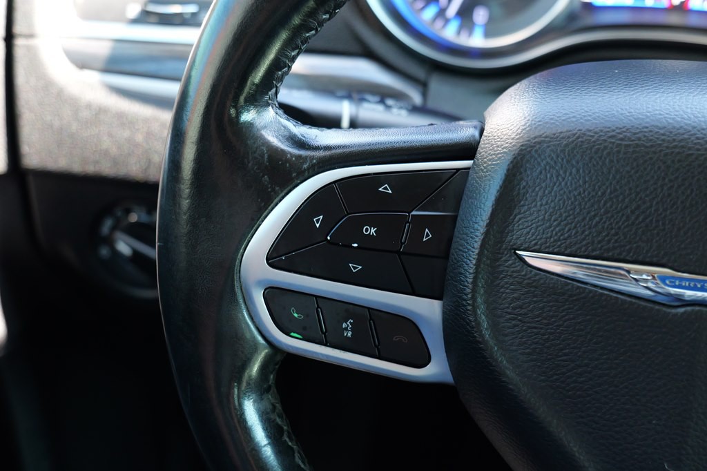 2019 Chrysler 300 Image 53