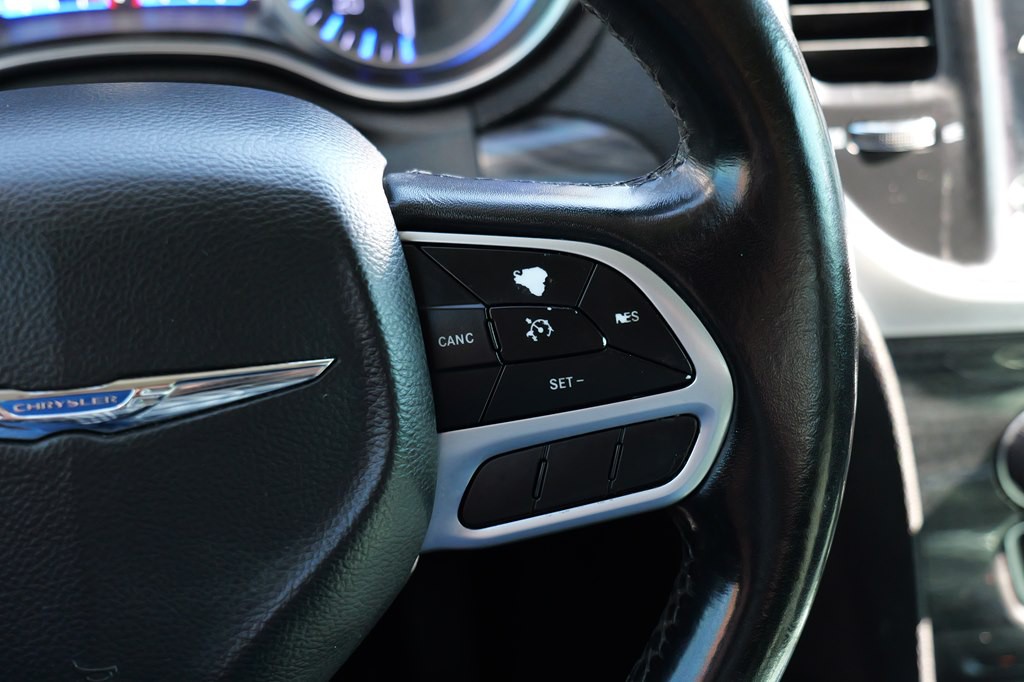 2019 Chrysler 300 Image 54