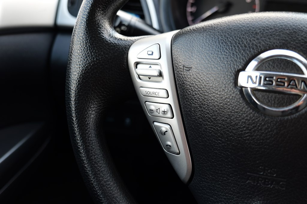 2016 Nissan Sentra Image 41