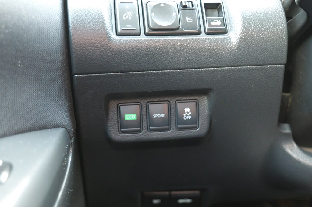 2016 Nissan Sentra Image 46