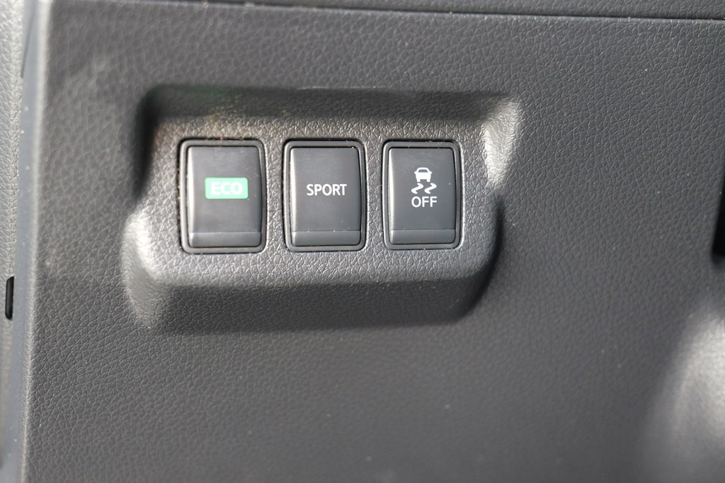 2016 Nissan Sentra Image 48