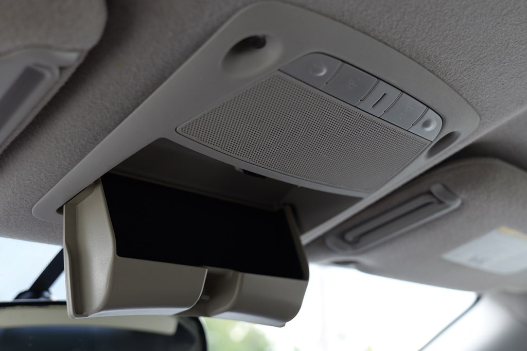 2016 Nissan Sentra Image 49