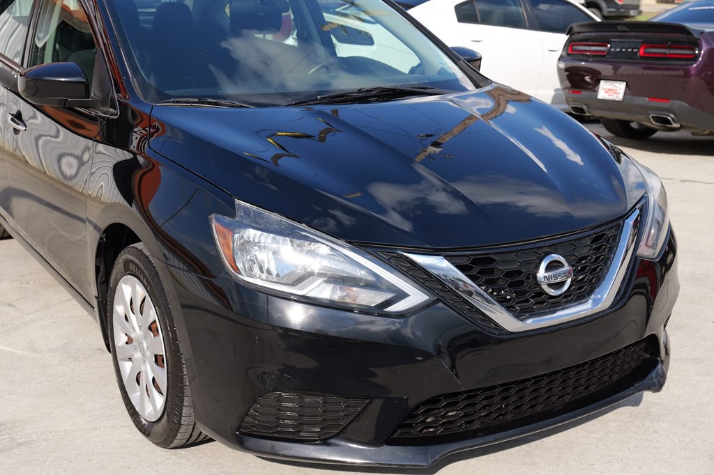 2016 Nissan Sentra Image 9