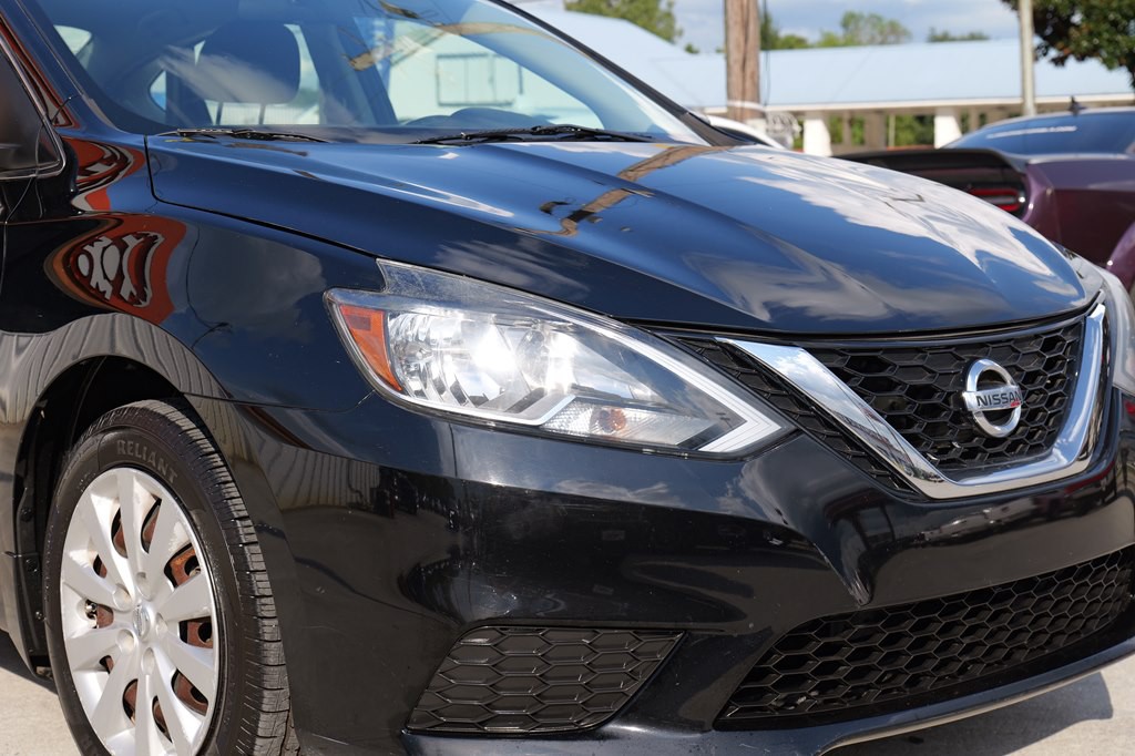 2016 Nissan Sentra Image 12