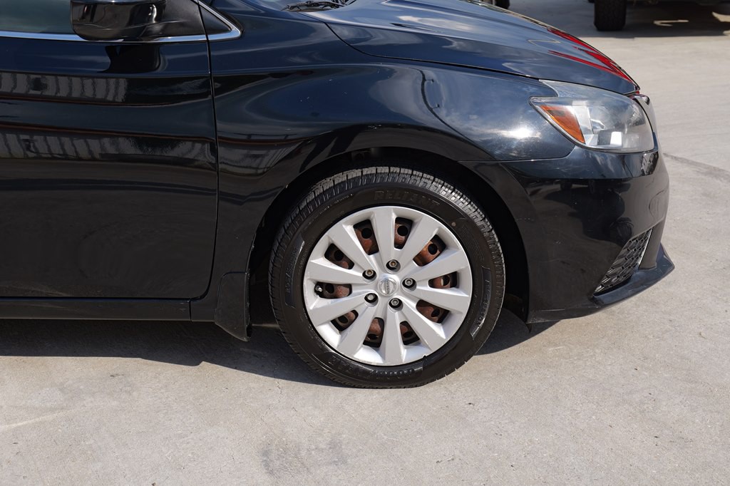 2016 Nissan Sentra Image 16