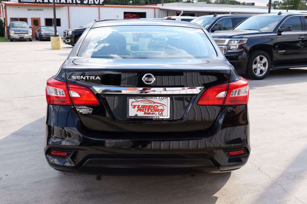 2016 Nissan Sentra Image 24