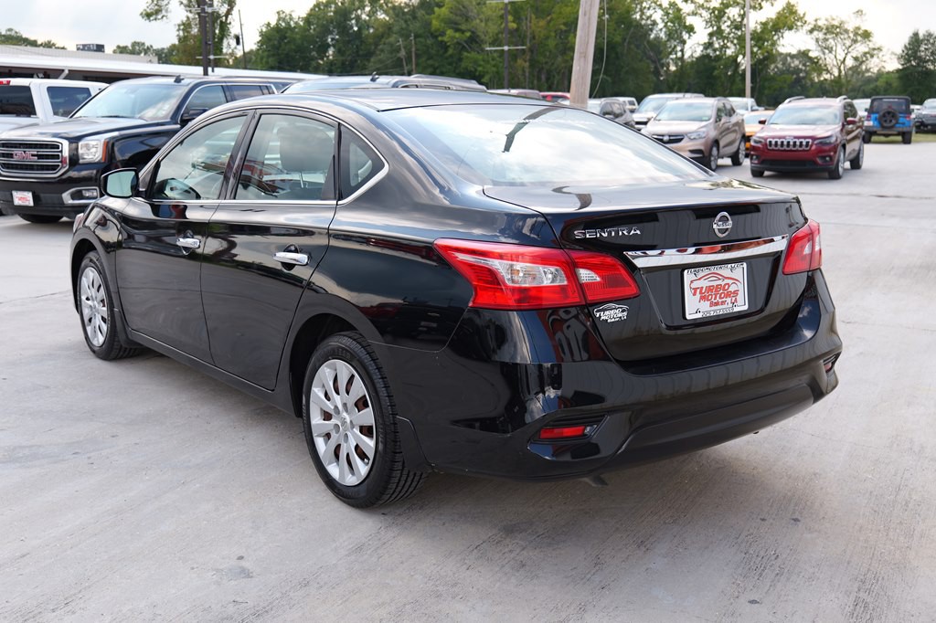 2016 Nissan Sentra Image 25