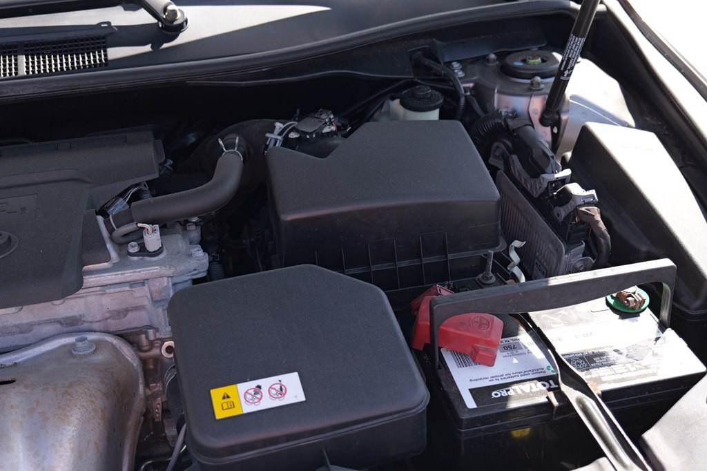 2017 Toyota Camry Image 42