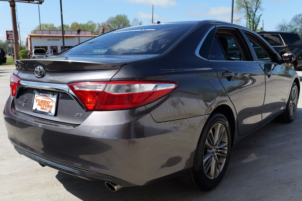 2017 Toyota Camry Image 51