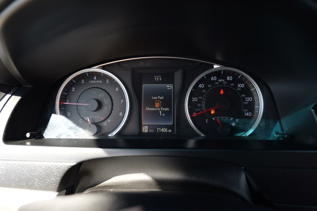 2017 Toyota Camry Image 66