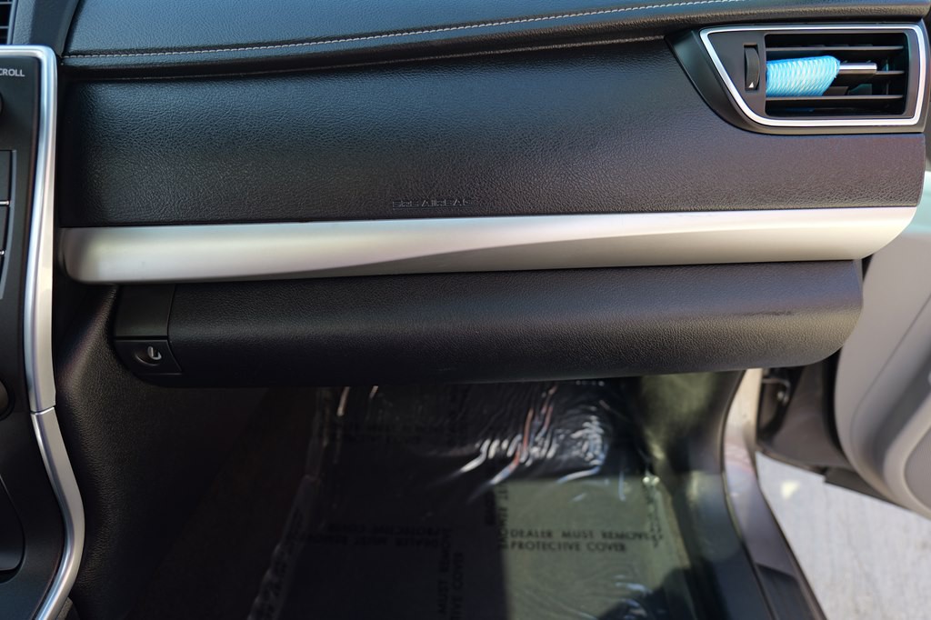 2017 Toyota Camry Image 81