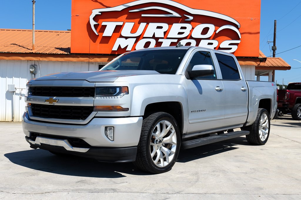 2018 Chevrolet Silverado 1500 Image 2