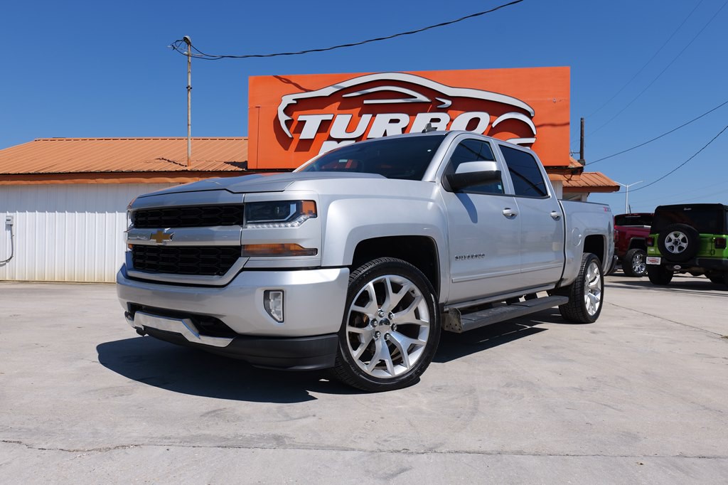 2018 Chevrolet Silverado 1500 Image 3
