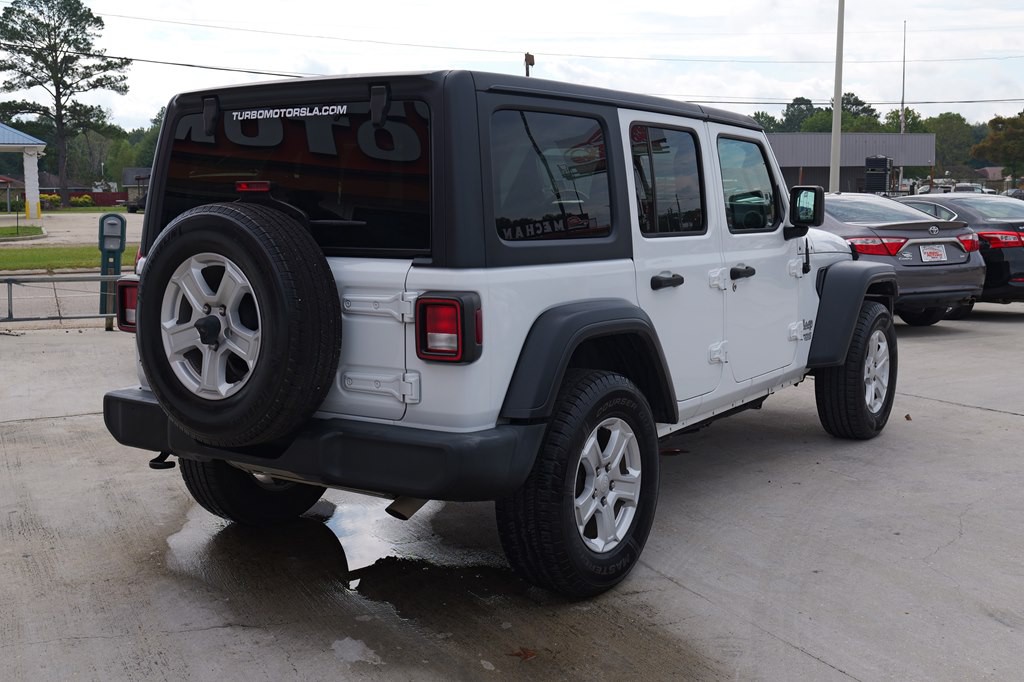 2018 Jeep Wrangler Unlimited Image 8