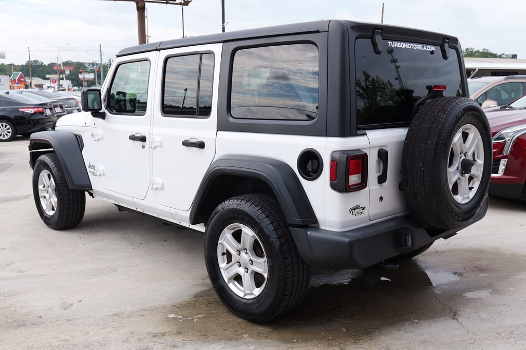 2018 Jeep Wrangler Unlimited Image 16
