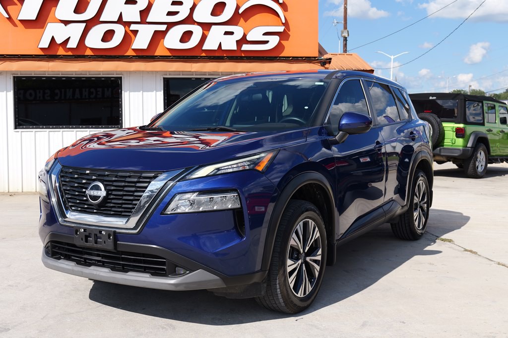 2022 Nissan Rogue Image 1