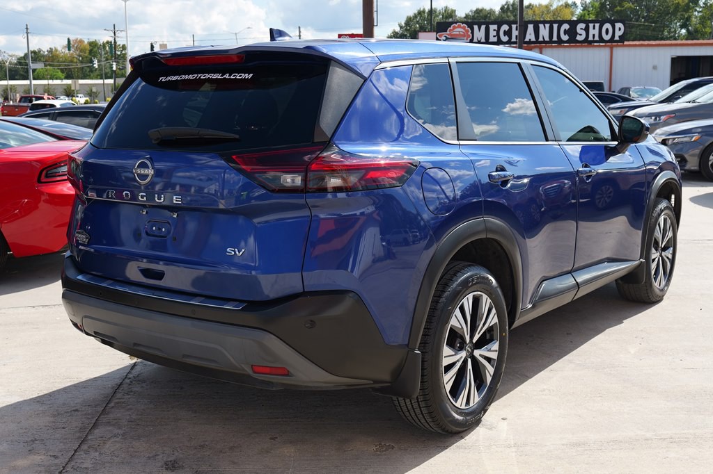 2022 Nissan Rogue Image 16