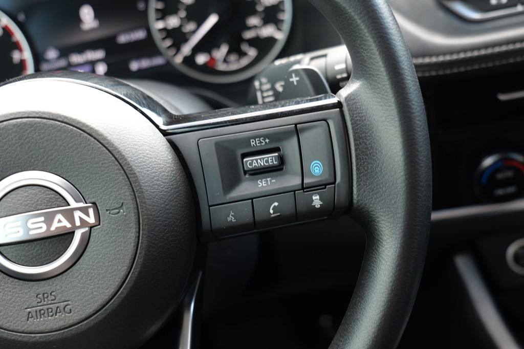 2022 Nissan Rogue Image 39