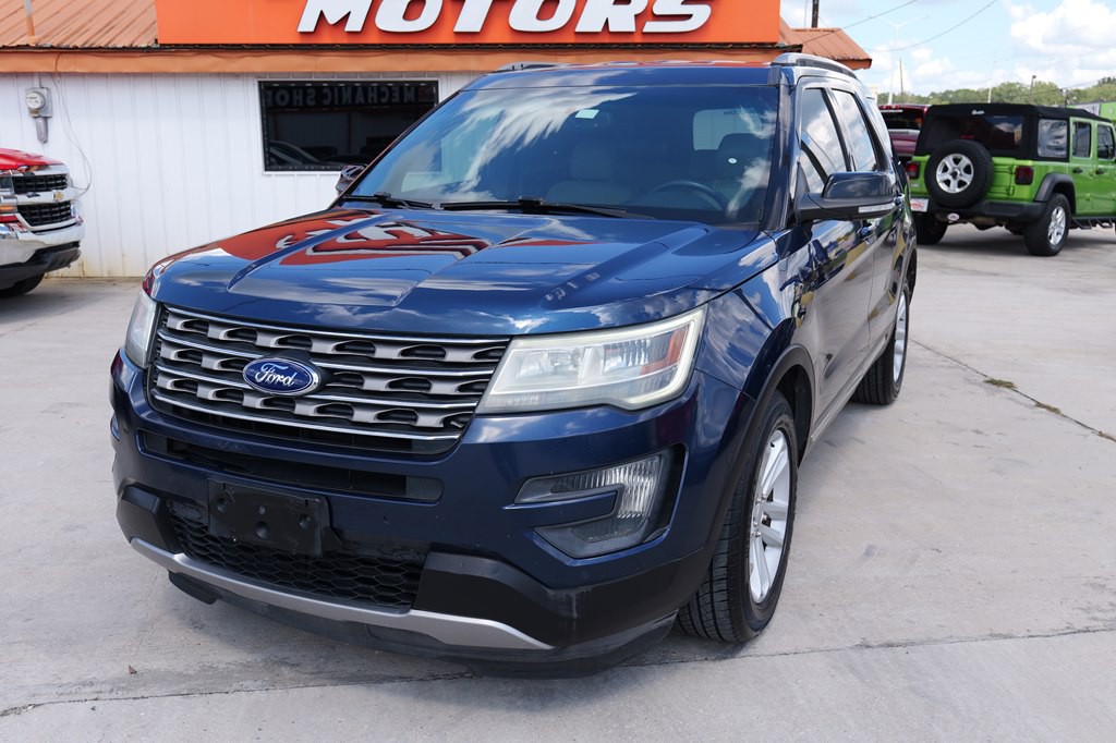 2016 Ford Explorer Image 4