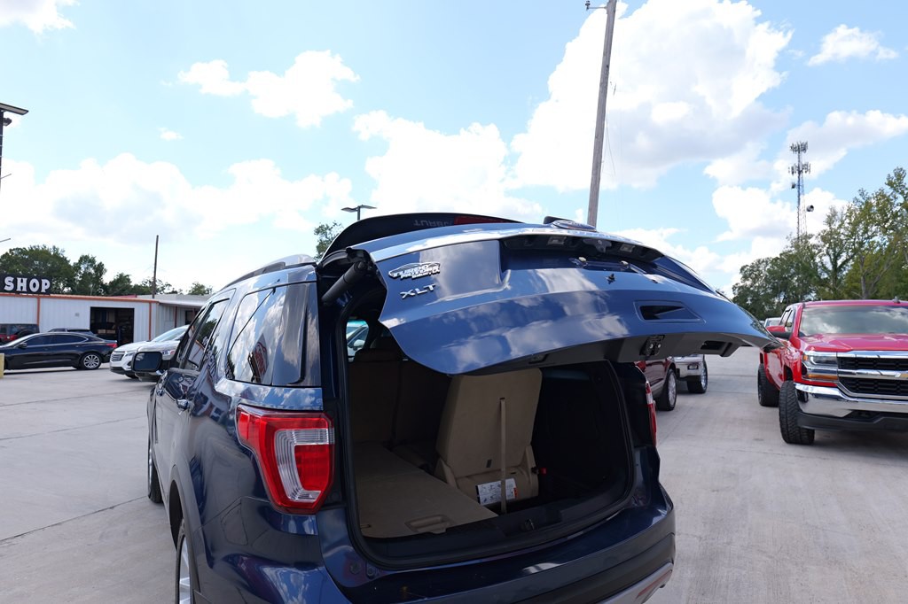 2016 Ford Explorer Image 26