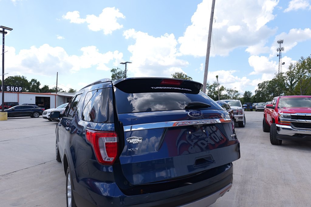 2016 Ford Explorer Image 28