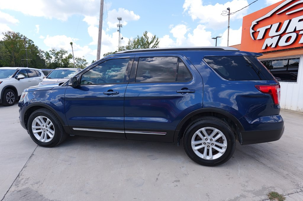 2016 Ford Explorer Image 30