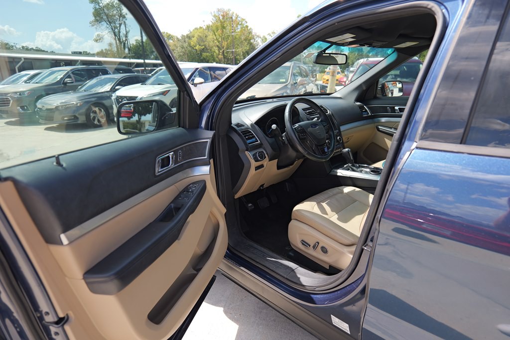 2016 Ford Explorer Image 38