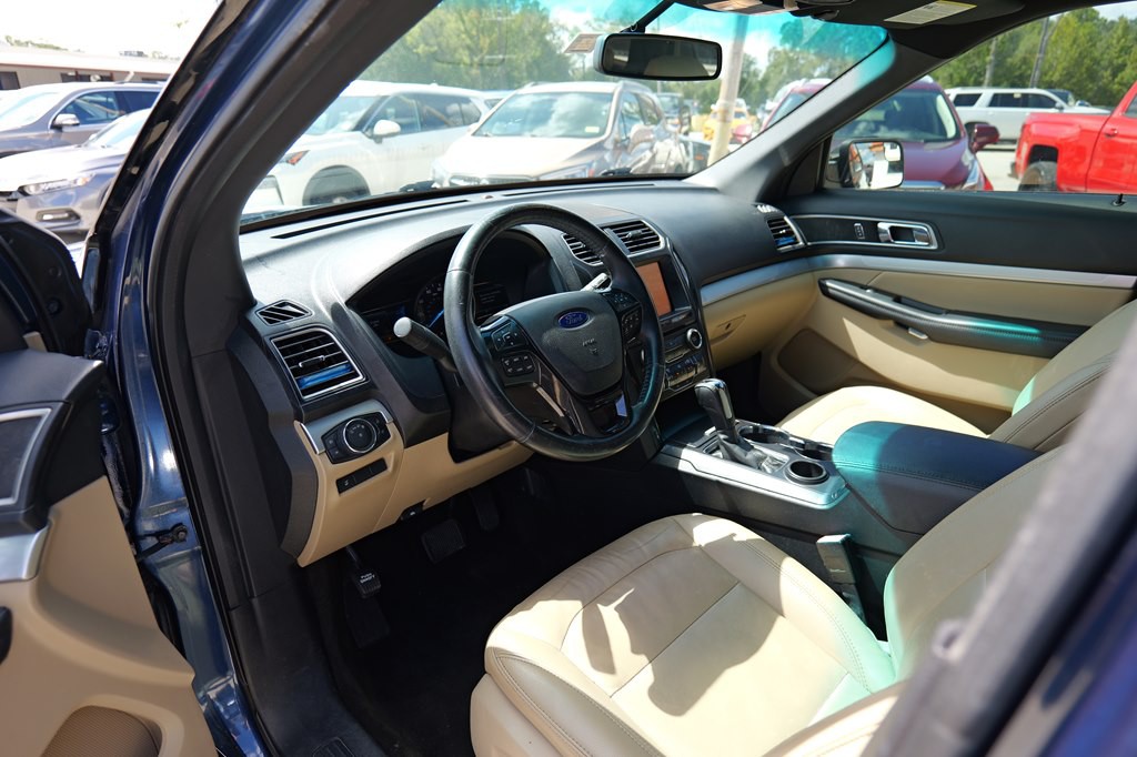 2016 Ford Explorer Image 40