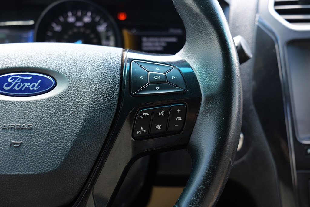 2016 Ford Explorer Image 48
