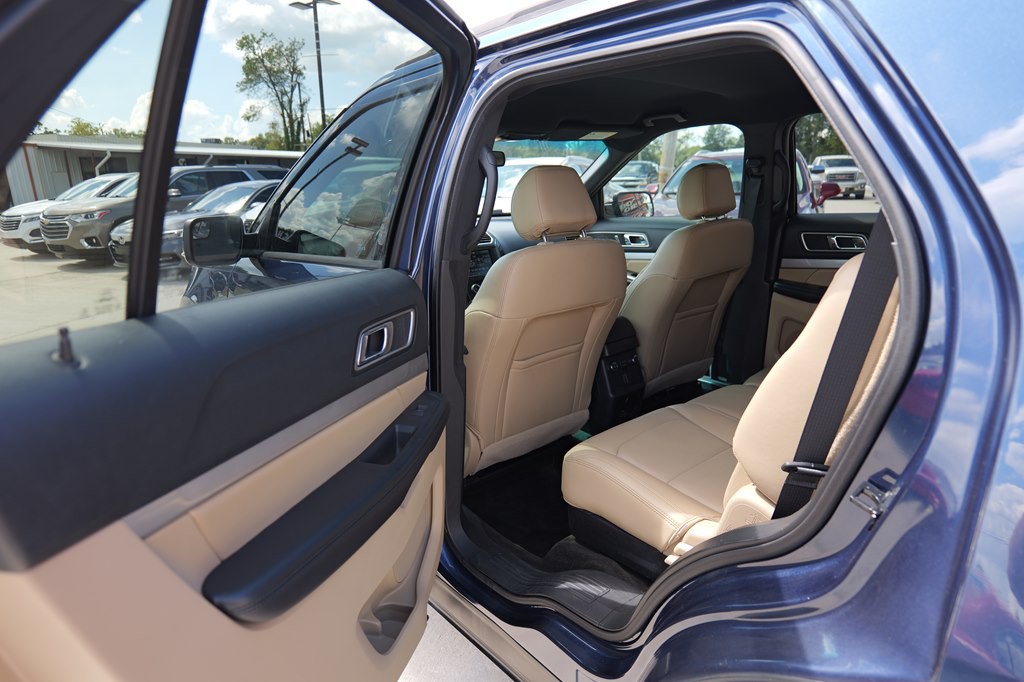 2016 Ford Explorer Image 54