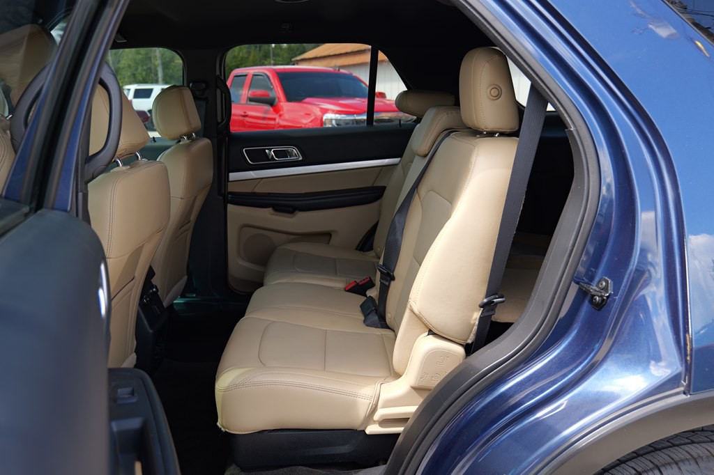 2016 Ford Explorer Image 56