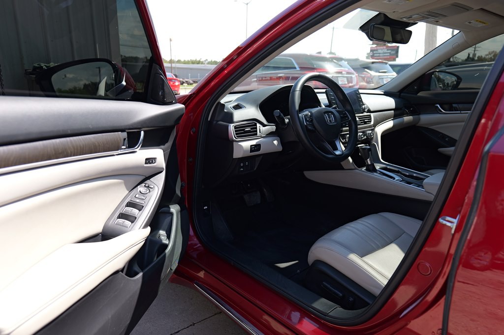 2022 Honda Accord Image 42