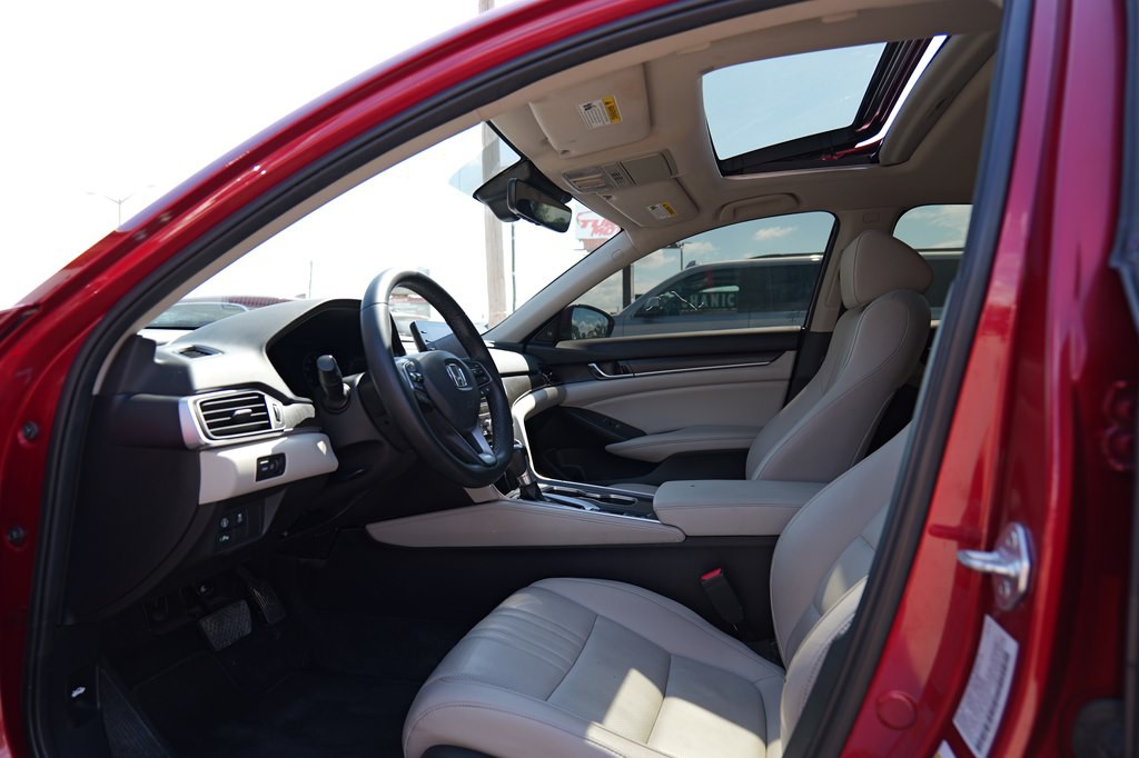 2022 Honda Accord Image 47