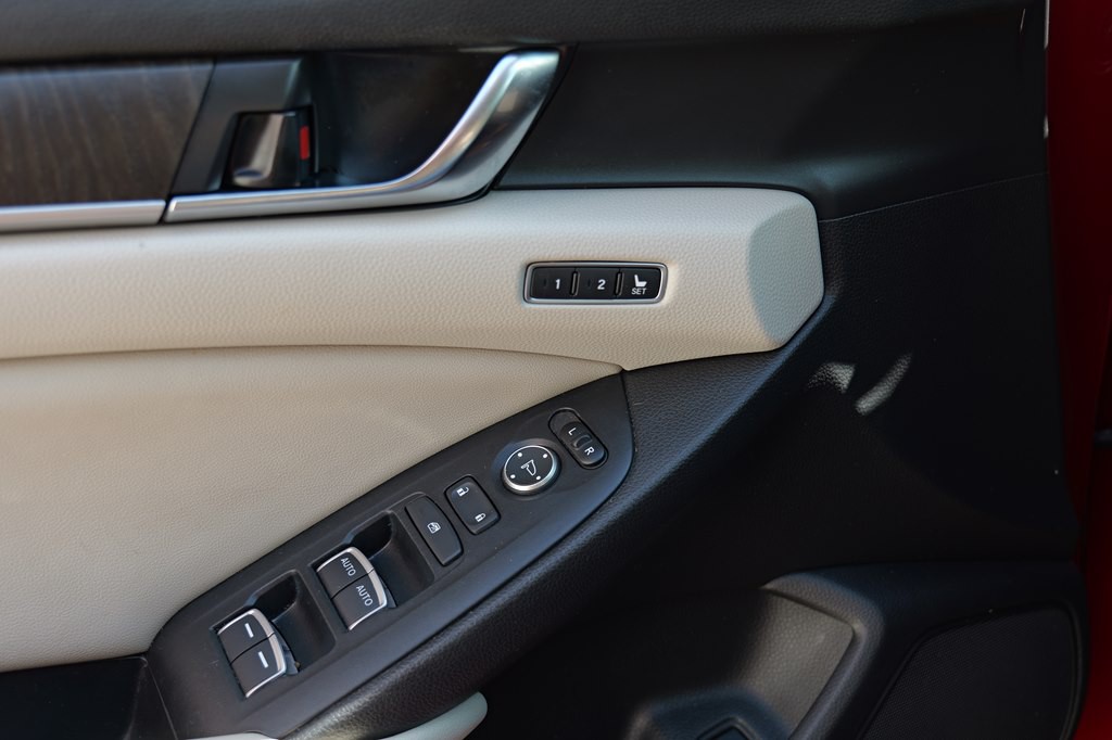 2022 Honda Accord Image 60