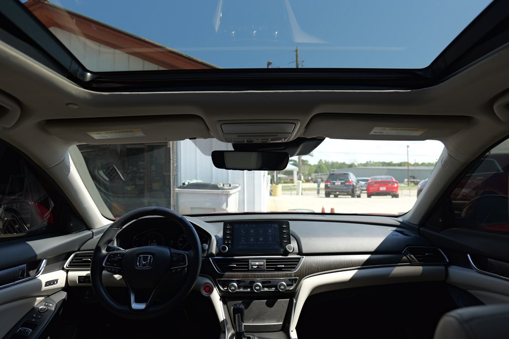 2022 Honda Accord Image 50