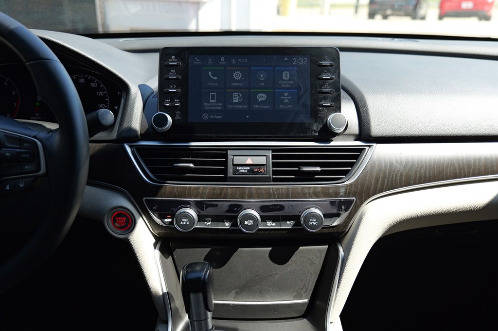 2022 Honda Accord Image 73