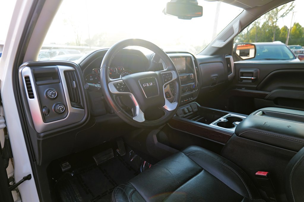 2015 GMC Sierra Image 33