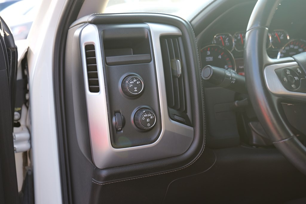 2015 GMC Sierra Image 35