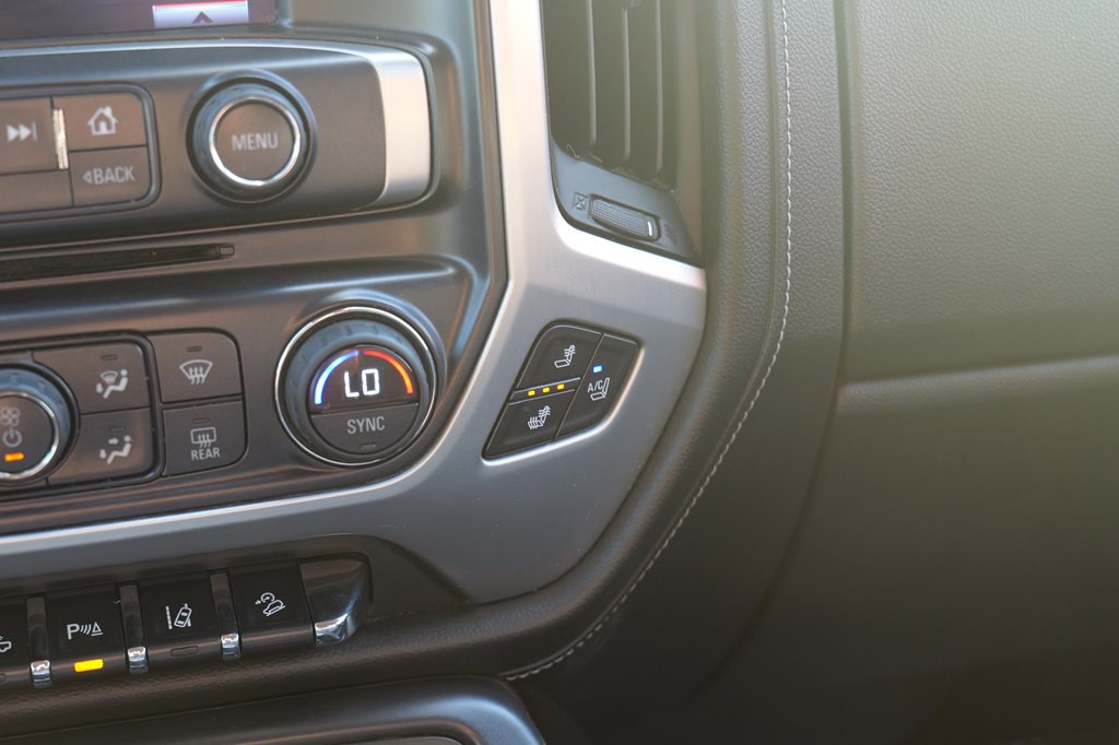 2015 GMC Sierra Image 51