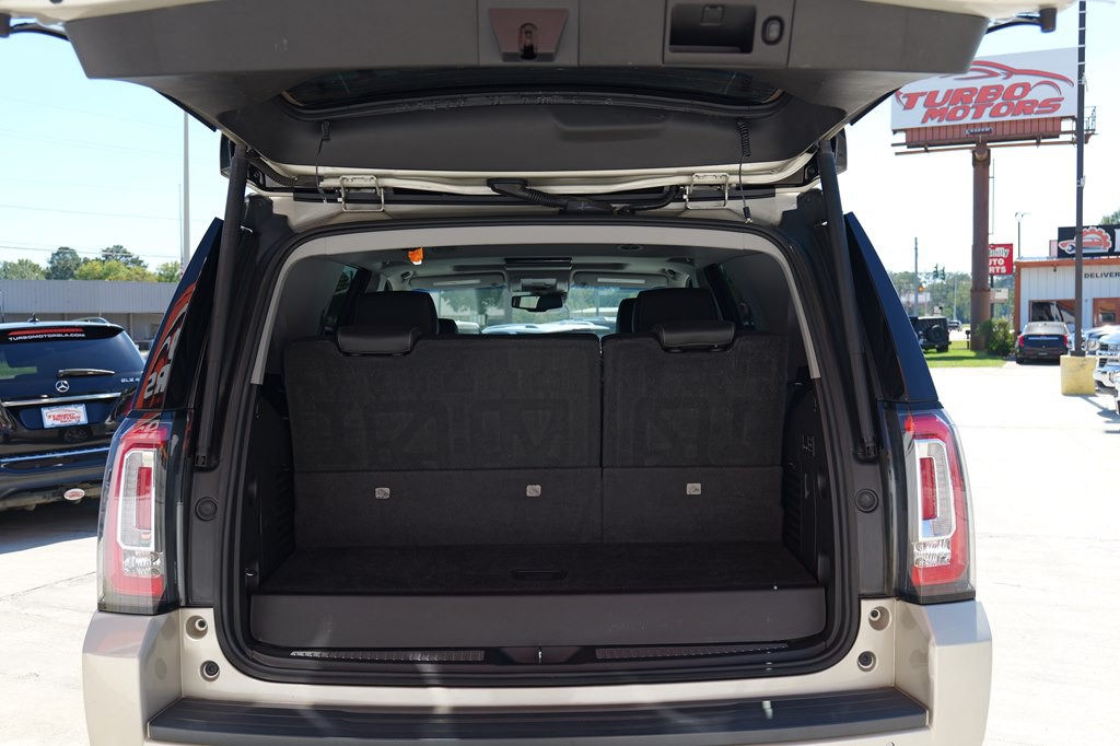 2016 GMC Yukon Image 9