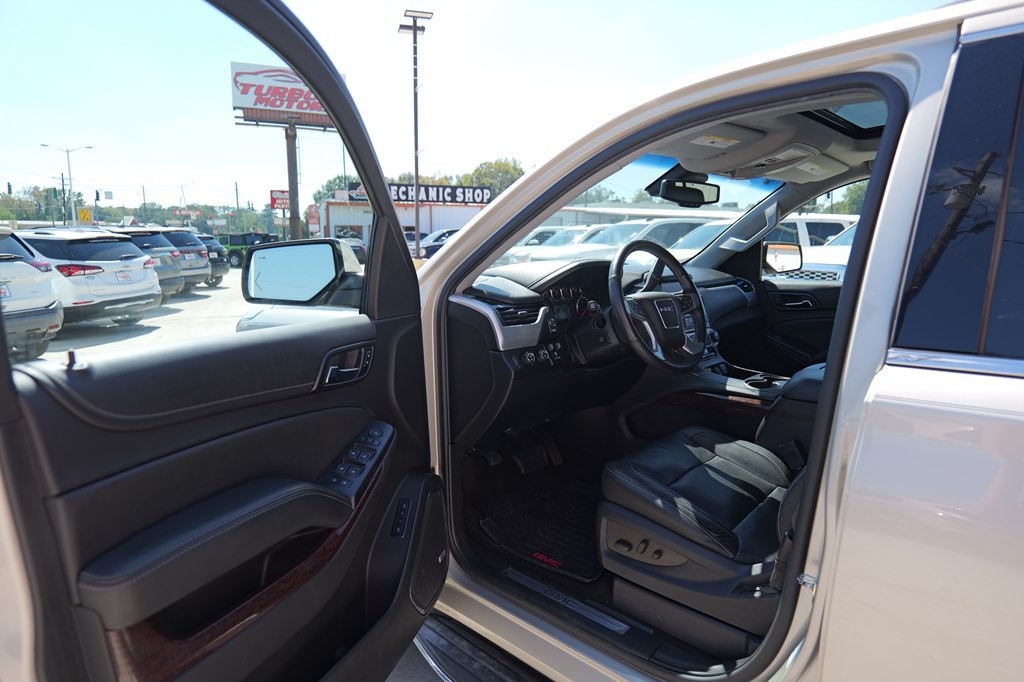 2016 GMC Yukon Image 19