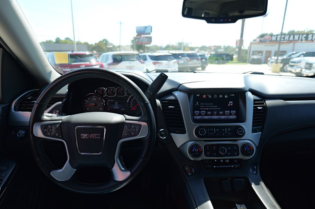 2016 GMC Yukon Image 28