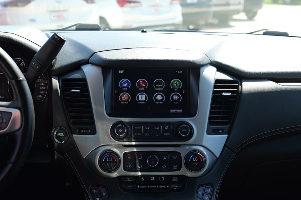 2016 GMC Yukon Image 46