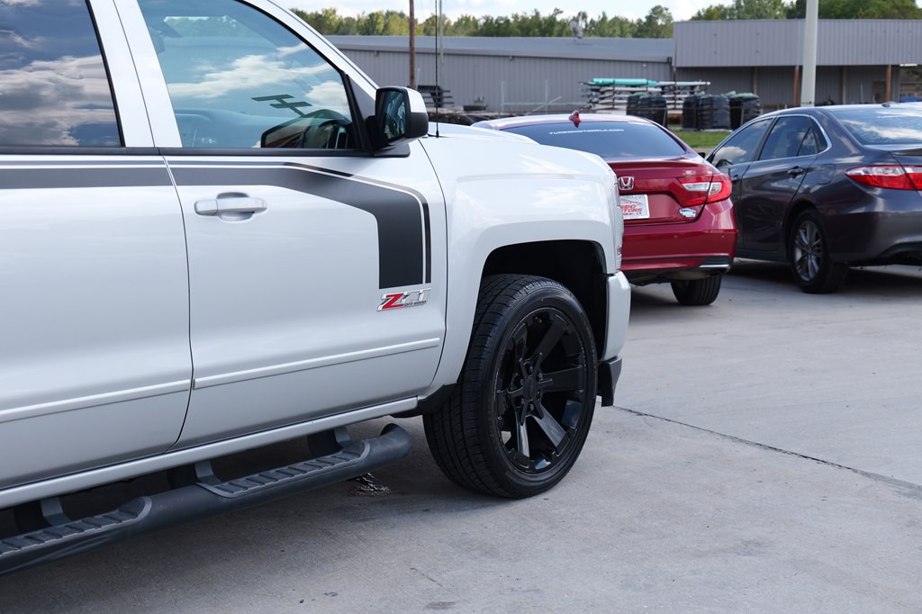 2018 Chevrolet Silverado 1500 Image 9